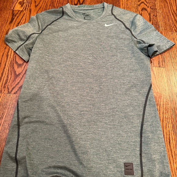 16 Men’s Dri Fit shirts - Picture 14 of 14